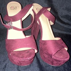 Wine Platform Heels